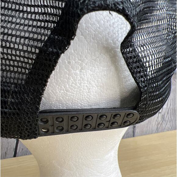 Airbrushed Graffiti Trucker Hat Adjustable 100% Polyester - Picture 4 of 7